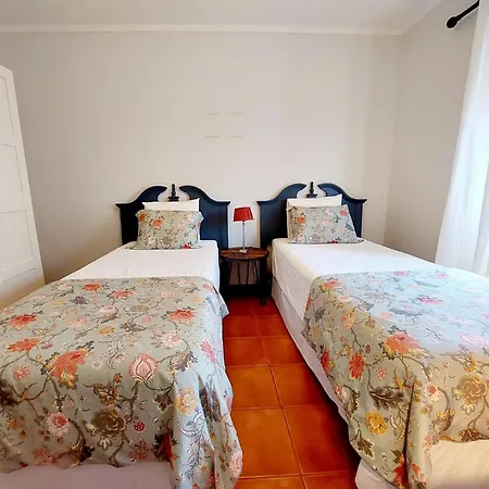 Charme Apartment Center Angra do Heroismo Exterior photo